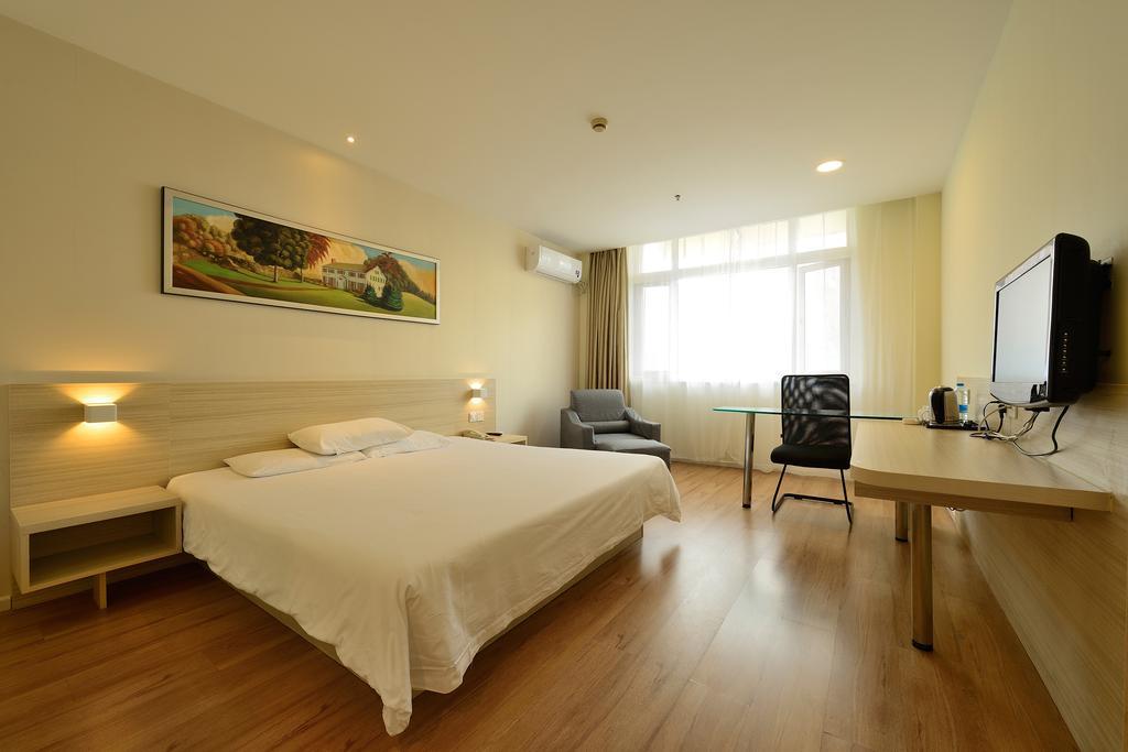 Hanting Hotel Shanghai Xujiahui Exterior photo