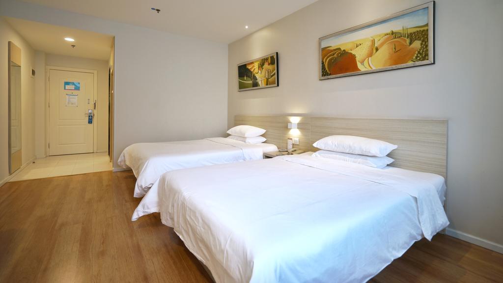Hanting Hotel Shanghai Xujiahui Exterior photo